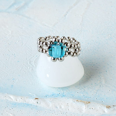 キューブビーズで作るジュエリー風リング