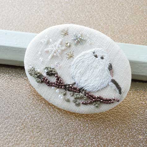  Long-tailed Tit Brooch（ふっくらシマエナガのブローチ）